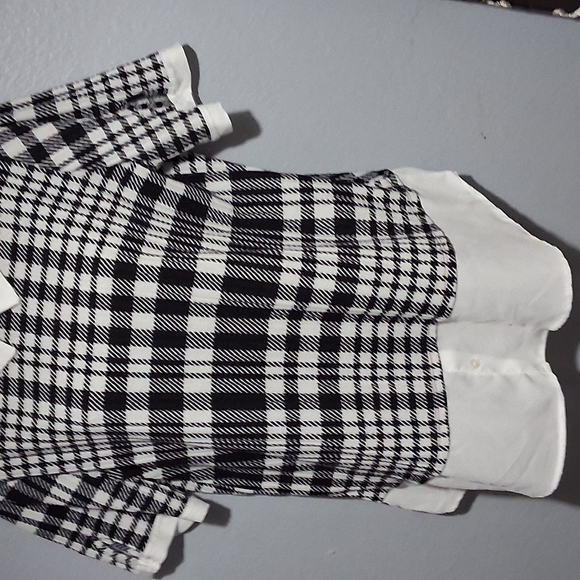 MISA Classic Black and White Checkered Blouse - Picture 9 of 9